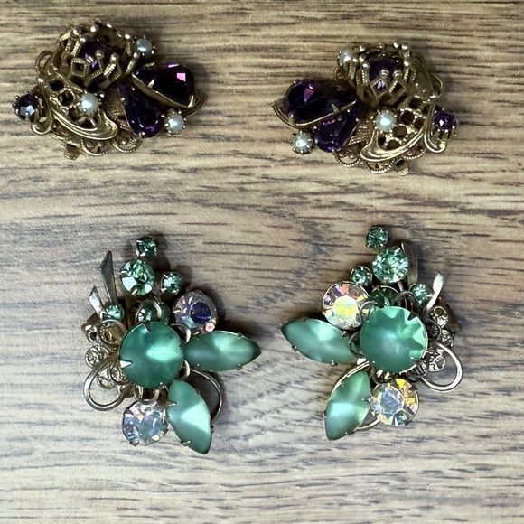 2 Pair Vintage Clip on Earring Sets Elegant Gold and Green, Purple & Gold - Picture 11 of 15